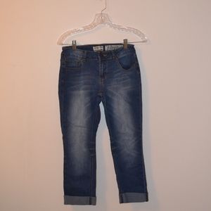 Women's Dark Wash Capri Jeans